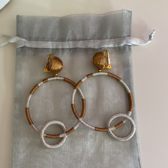 Marc Jacob Clip on Hoop Earrings - Picture 4 of 4